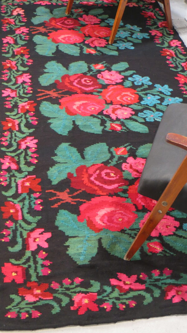 kilim salon tapis moldave